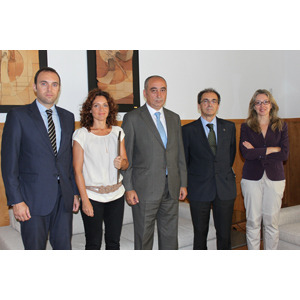 La Universidad de Alicante y Prosegur firman un convenio para la creación de la Cátedra Prosegur La Universidad de Alicante y Prosegur firman un convenio para la creación de la Cátedra Prosegur