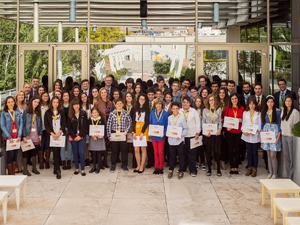Fundación Prosegur concede 392 becas de estudio para sus empleados y familiares en España Fundación Prosegur concede 392 becas de estudio para sus empleados y familiares en España