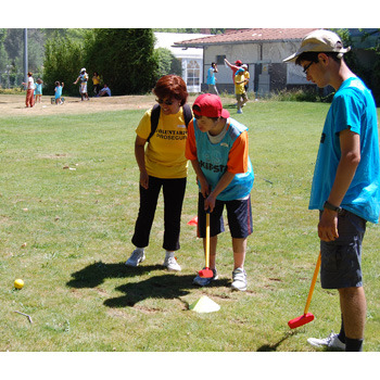 Voluntarios de Prosegur participan en una jornada de deporte adaptado para personas con discapacidad Voluntarios de Prosegur participan en una jornada de deporte adaptado para personas con discapacidad
