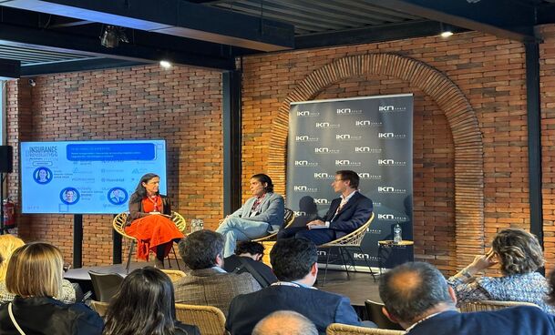 AVOS Tech reafirma su compromiso con la innovación tecnológica en el sector asegurador en el Insurance Revolution 2025