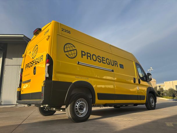 Prosegur Cash develops Spain’s first electric armored truck Prosegur Cash develops Spain’s first electric armored truck