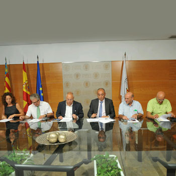 Prosegur y la UPV presentan la memoria de actividades de la Cátedra Prosegur y renuevan su colaboración Prosegur y la UPV presentan la memoria de actividades de la Cátedra Prosegur y renuevan su colaboración