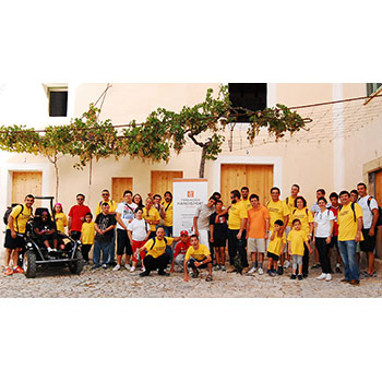 Voluntarios de Prosegur disfrutan en Mallorca de una jornada de senderismo junto a personas con discapacidad y la Fundación Deporte y Desafío Voluntarios de Prosegur disfrutan en Mallorca de una jornada de senderismo junto a personas con discapacidad y la Fundación Deporte y Desafío